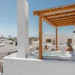 Penelope D Apartment Vivlos